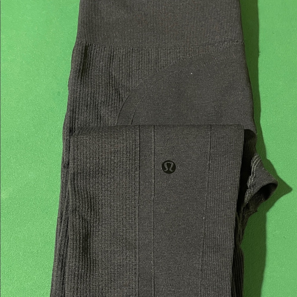 Lululemon Athletica Ebb To Street pant, Dark Gray Heathered Wren Leggings SZ 6 - Picture 12 of 12